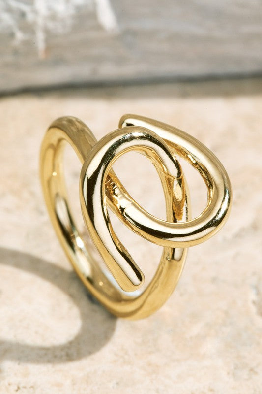 Metal Bold Criss Cross Ring