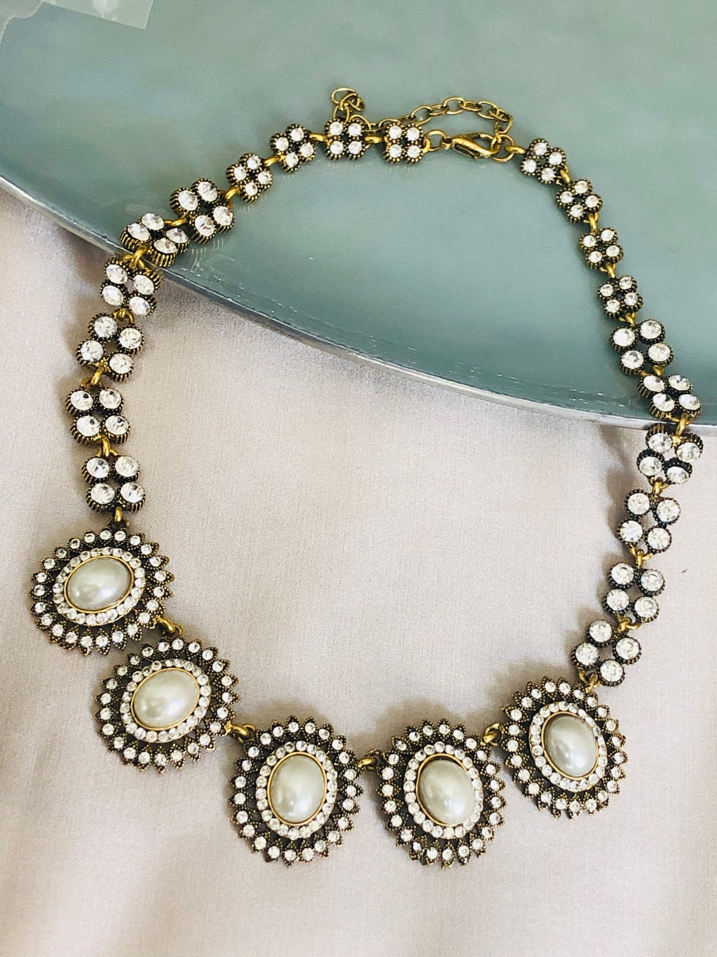 Oval Pearl Necklace