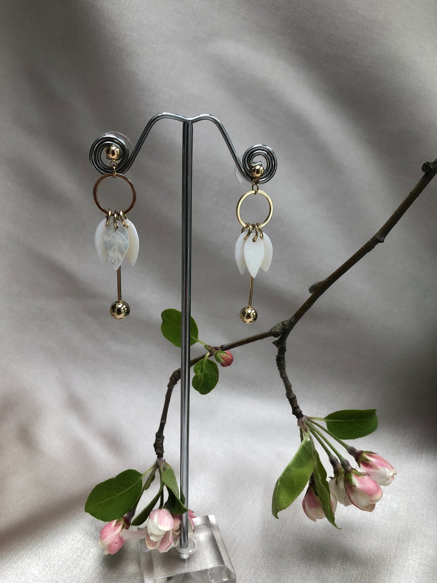 Pearly Leaf Earrings