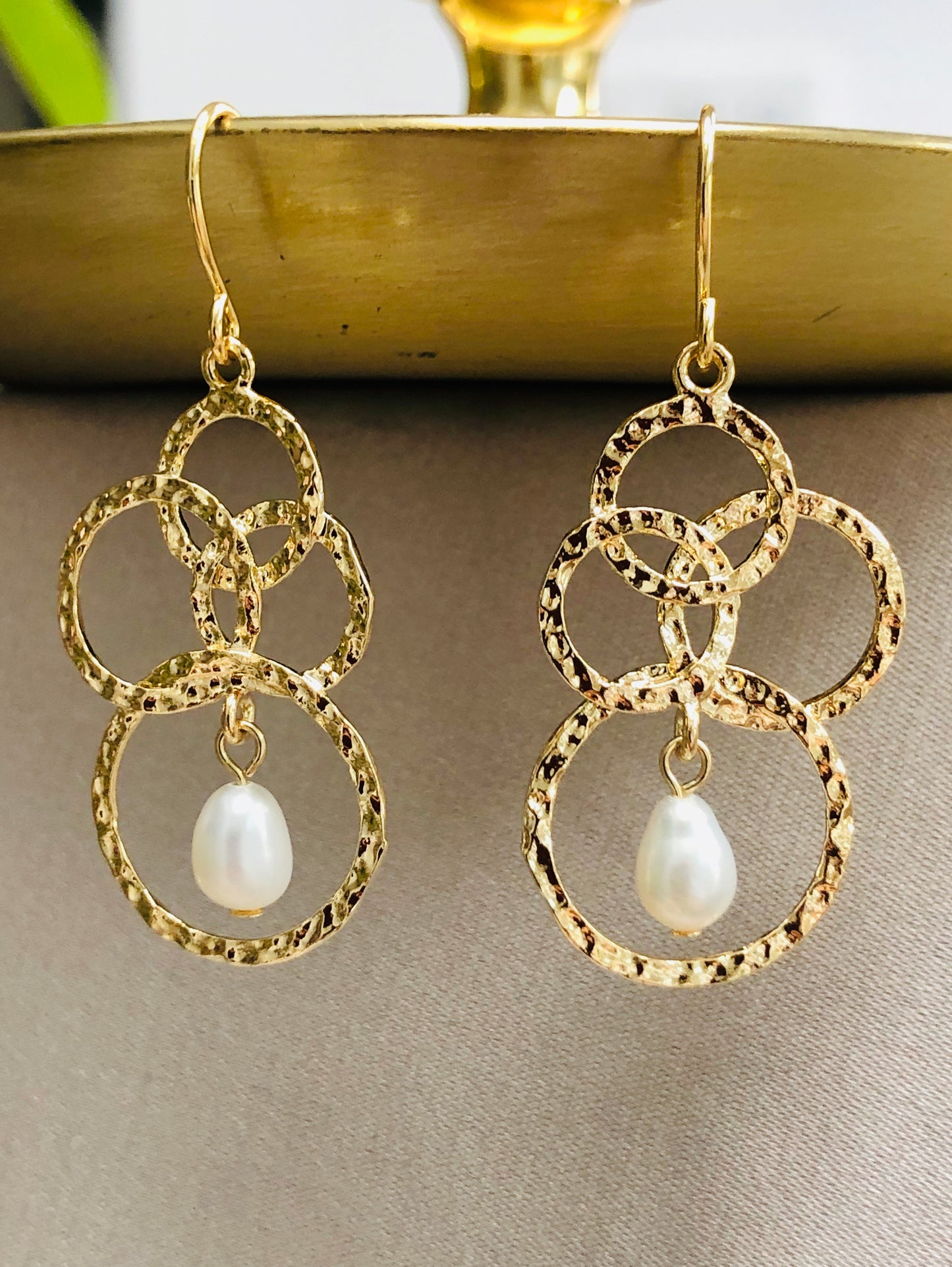 Interlaced Golden Rings