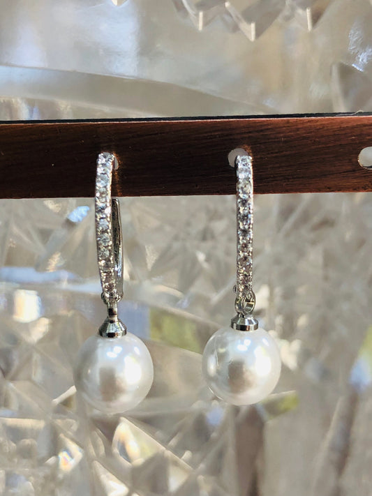 Pure Diamond and Pearl Earrings
