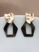 Load image into Gallery viewer, Gold and Tortoise Earrings
