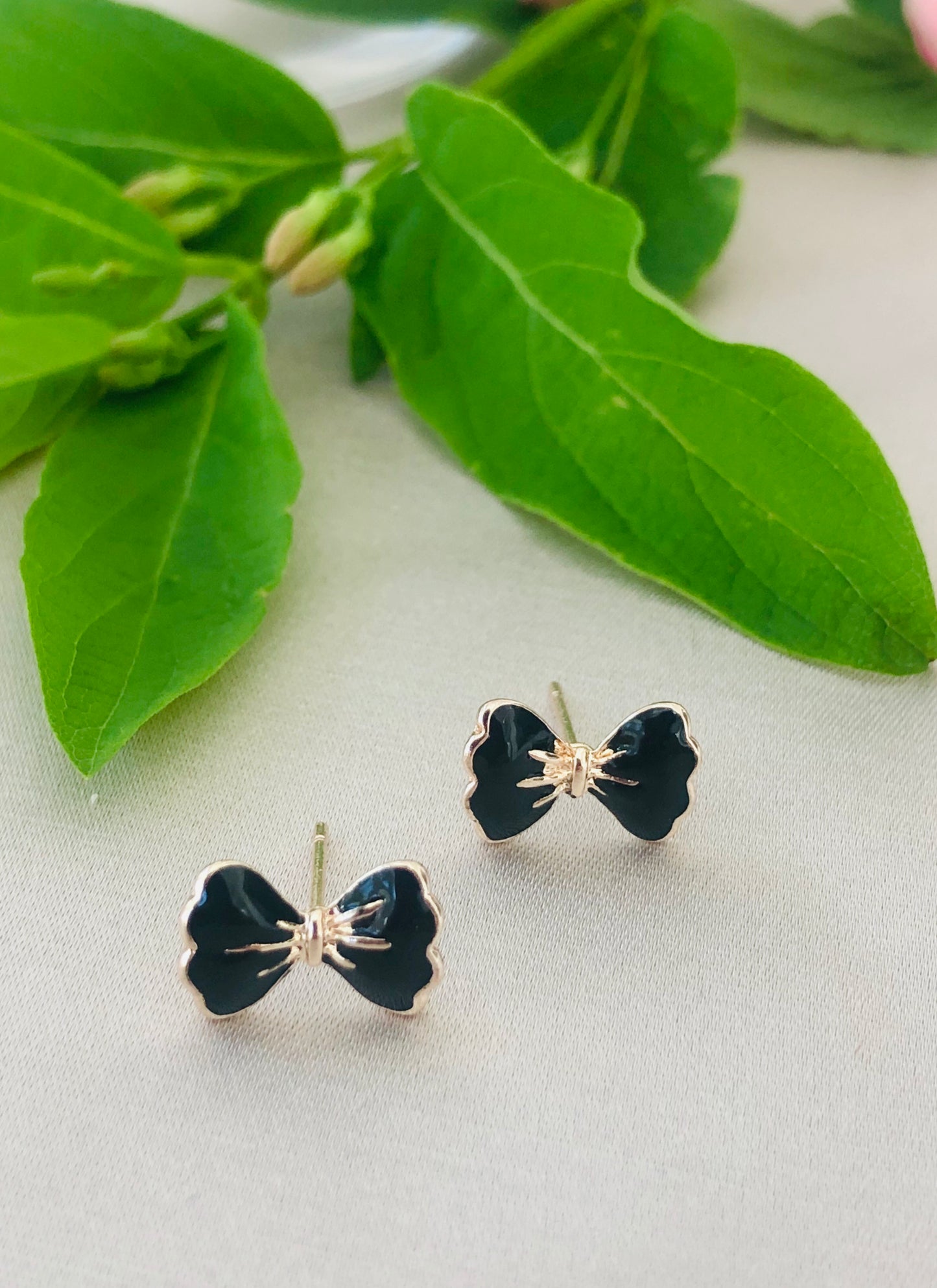 Floral Bow Earrings