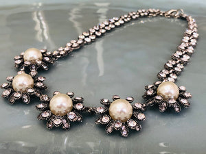 Pearl Flowers Necklace