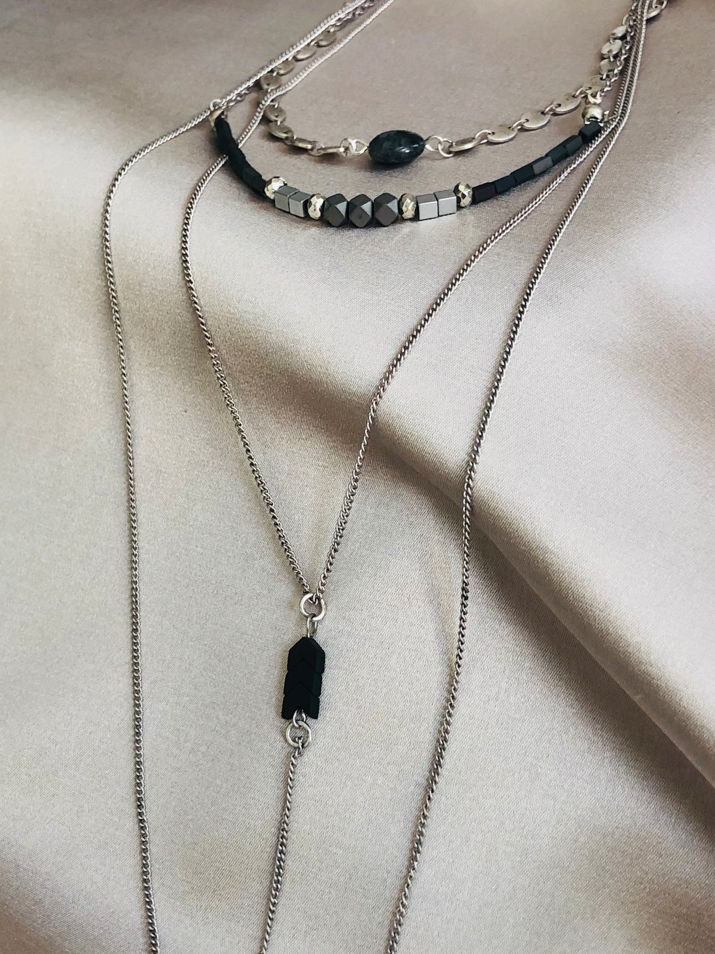 Noir Necklace