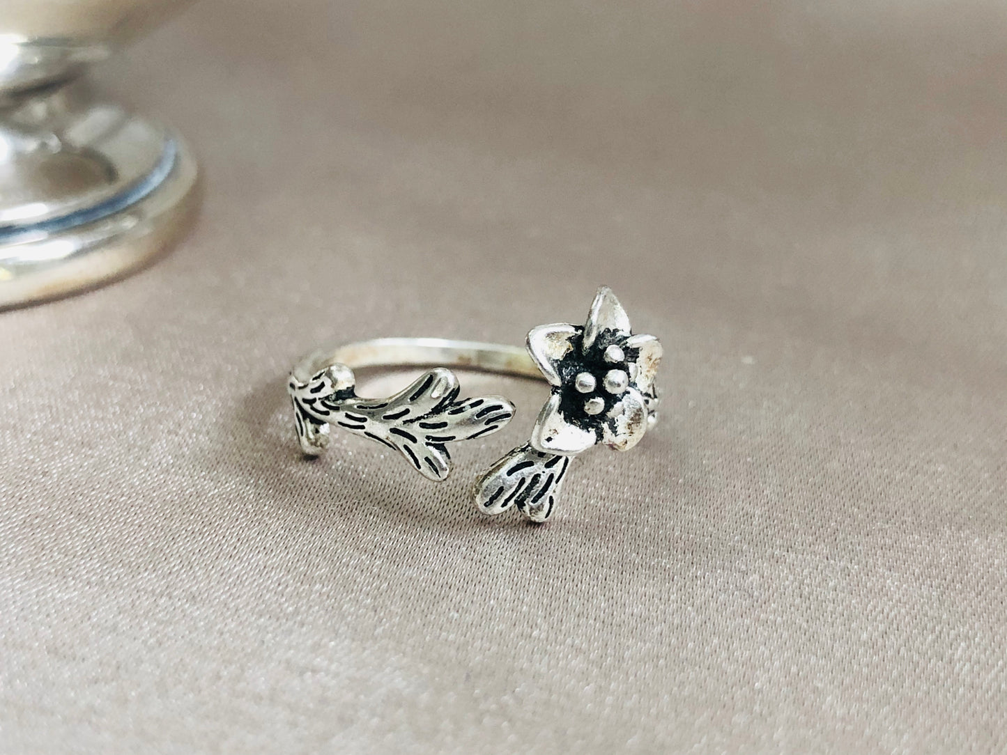 Silver Flower Ring