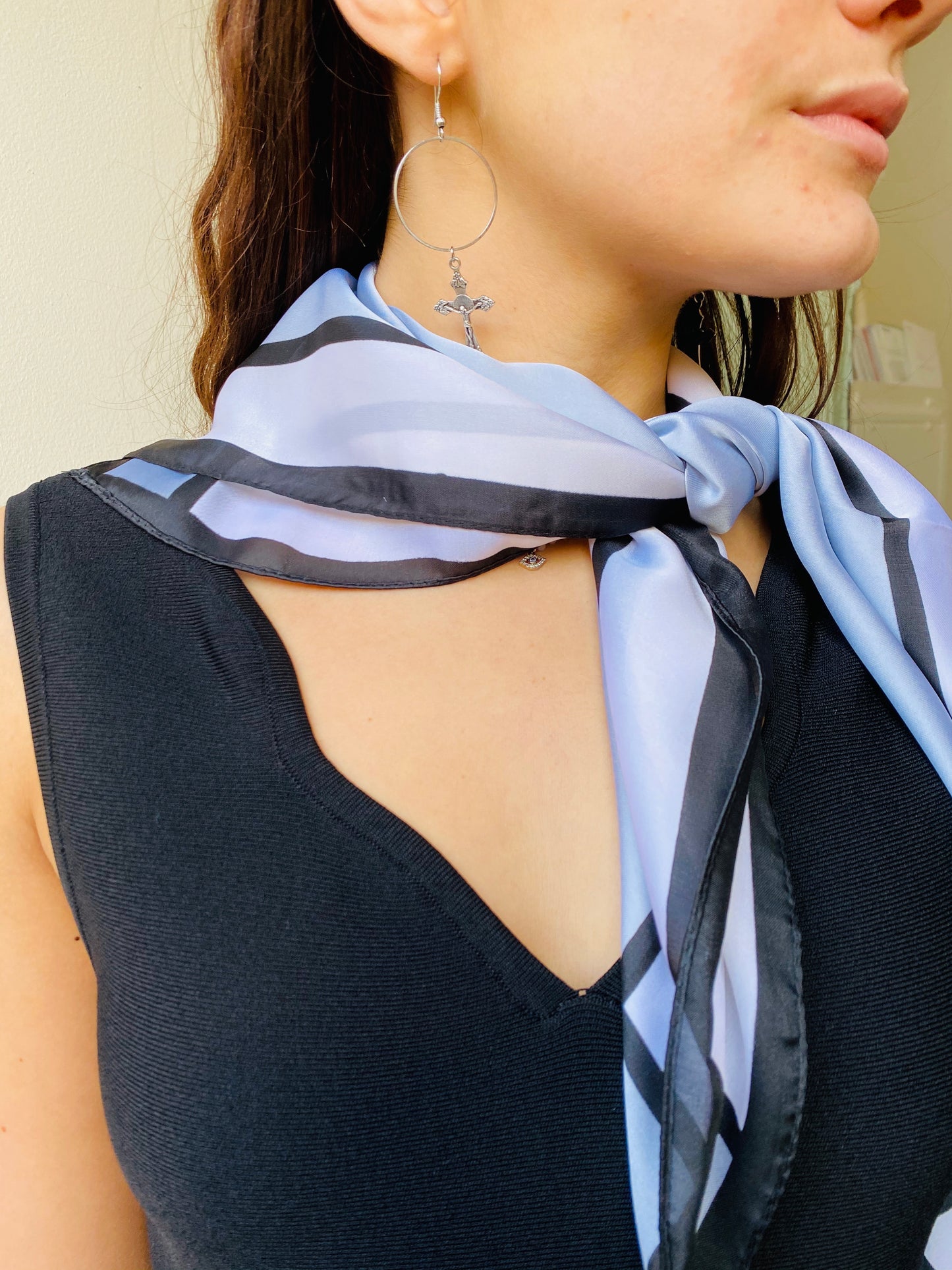 Scarf top and scarf