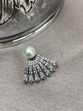 Load image into Gallery viewer, Diamond Fan Earrings

