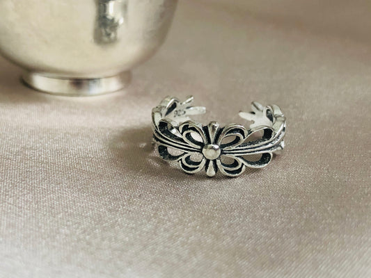 Royal Silver Ring