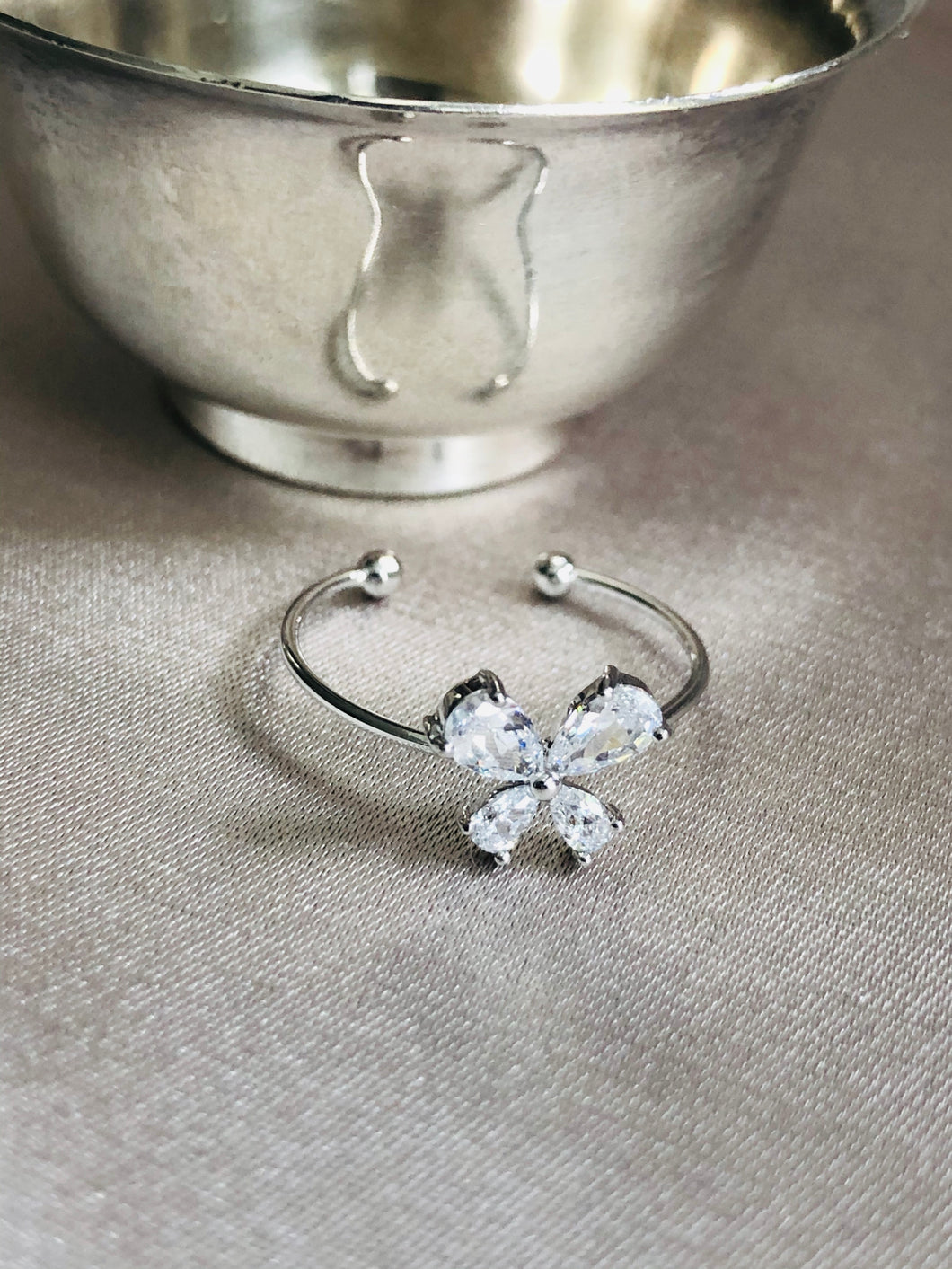 Crystal Clover Ring