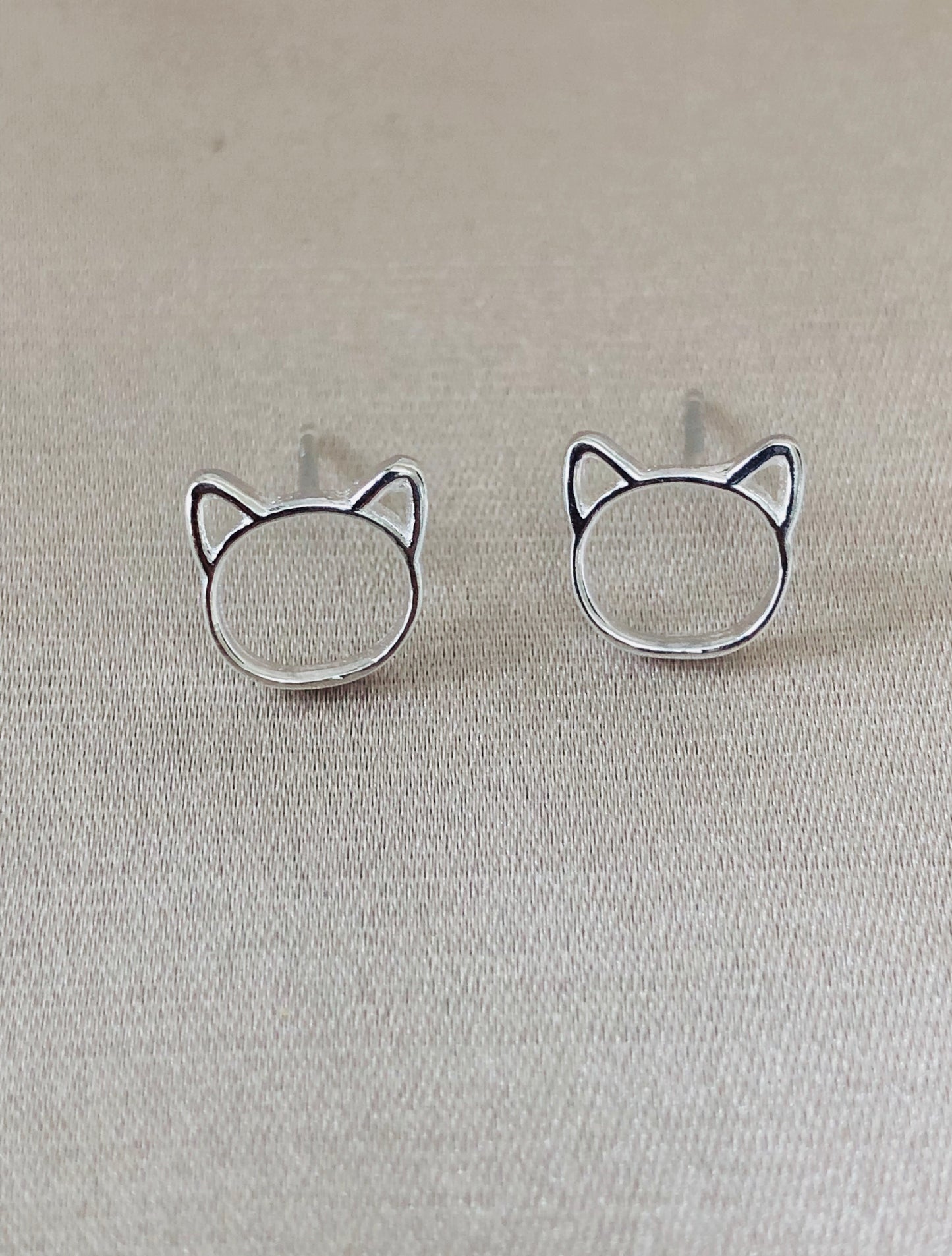 Stealthy Cat Earrings