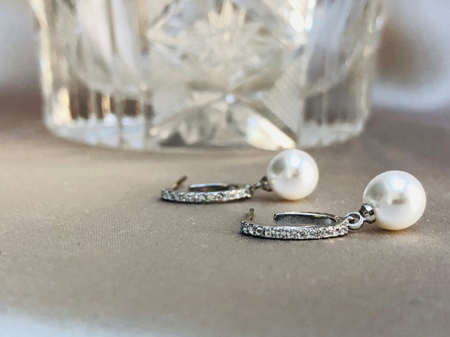 Pure Diamond and Pearl Earrings